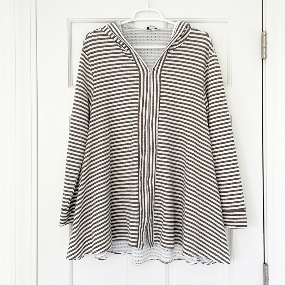 SIMPLY NOELLE hoodie size L/XL 12-14 green white striped zip up